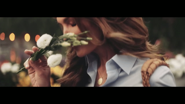 3. Cindy-crawford-e-il-ratto-dei-ranuncoli